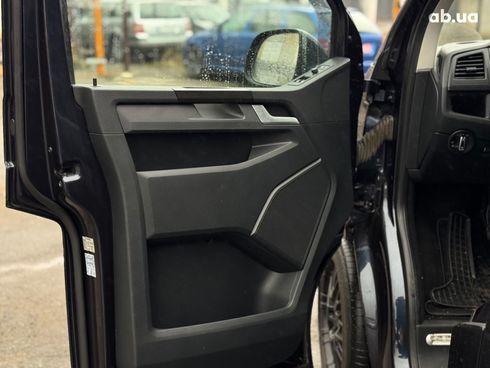 Volkswagen Caravelle 2017 синий - фото 29