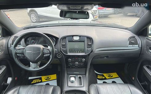 Chrysler 300 2016 - фото 11