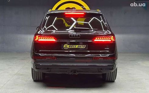 Audi Q7 2022 - фото 5