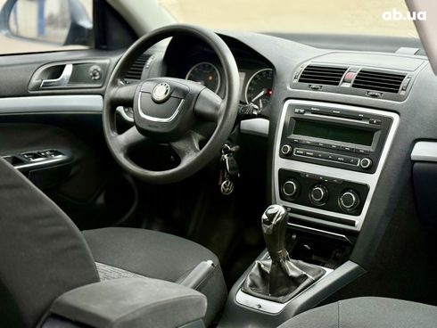 Skoda Octavia 2011 серый - фото 13