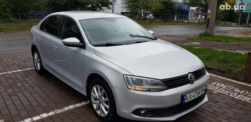 Volkswagen Jetta 2012 - фото 3