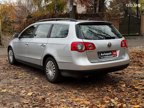 Volkswagen passat b6 2007 серый - фото 9