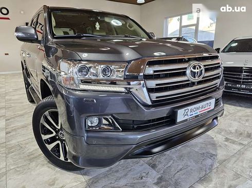 Toyota Land Cruiser 2016 - фото 26