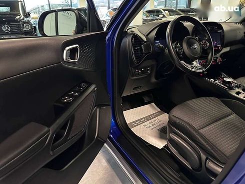 Kia Soul EV 2021 - фото 11