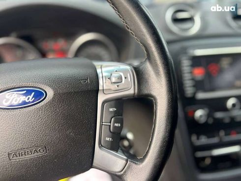 Ford Mondeo 2012 - фото 13