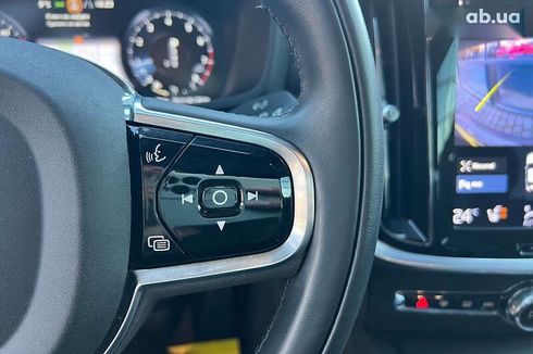 Volvo S60 2020 - фото 14