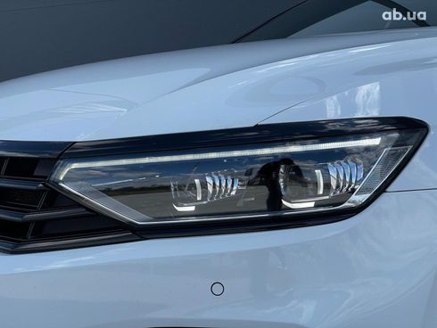 Volkswagen passat b8 2019 белый - фото 10