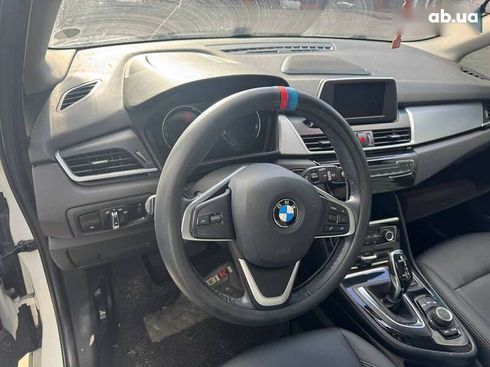 BMW 2 Series Active Tourer 2019 - фото 10