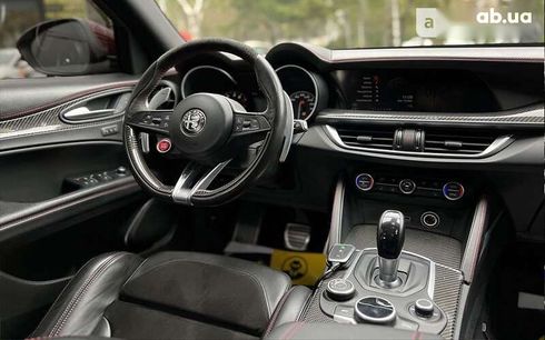 Alfa Romeo Stelvio 2018 - фото 13