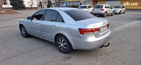 Hyundai Sonata 2006 серебристый - фото 17