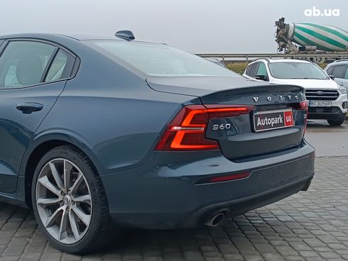 Volvo S60 2018 синий - фото 7