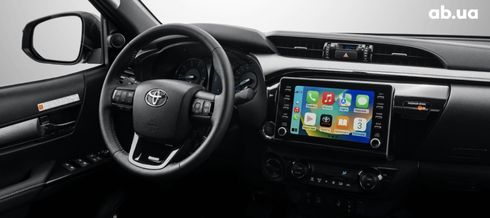 Toyota Hilux 2022 - фото 12