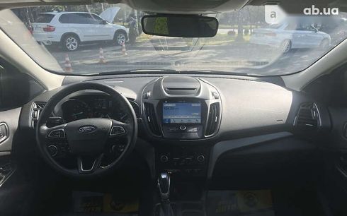 Ford Escape 2018 - фото 16