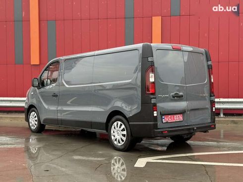 Renault Trafic 2020 - фото 17