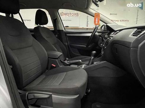 Skoda Octavia 2016 - фото 29