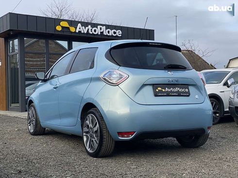 Renault Zoe 2015 - фото 26