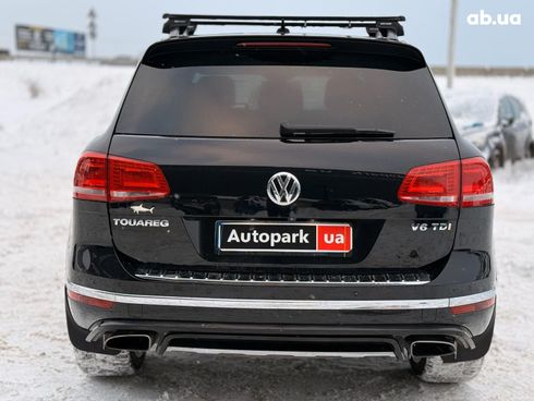 Volkswagen Touareg 2017 черный - фото 10