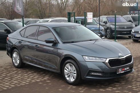 Skoda Octavia 2020 - фото 7