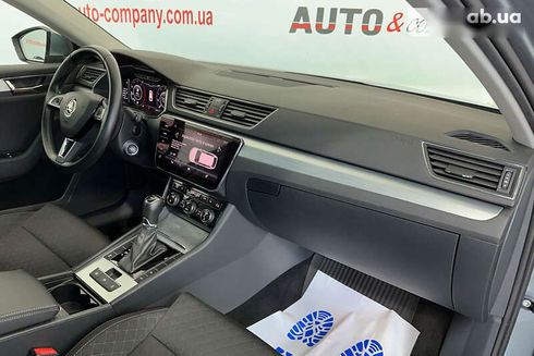 Skoda Superb 2020 - фото 10