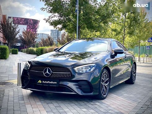 Mercedes-Benz E-Класс 2021 - фото 4