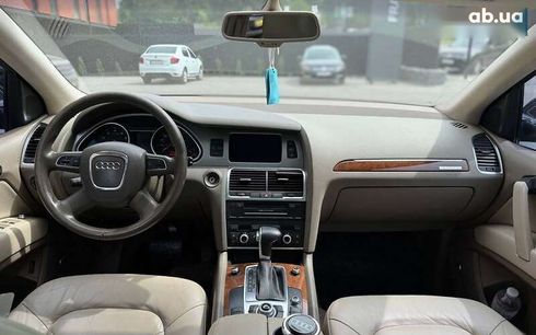 Audi Q7 2010 - фото 11