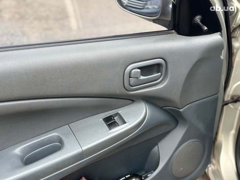 Nissan Almera 2007 бежевый - фото 21