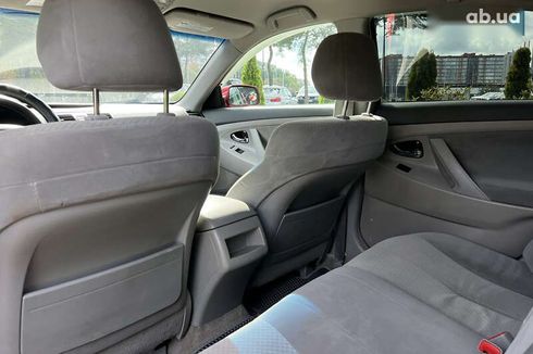 Toyota Camry 2008 - фото 17