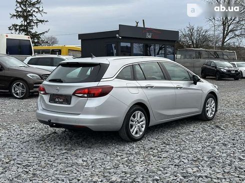 Opel Astra 2018 - фото 11