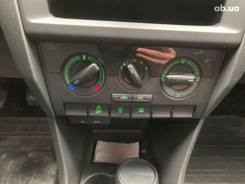 Skoda Rapid 2018 синий - фото 32
