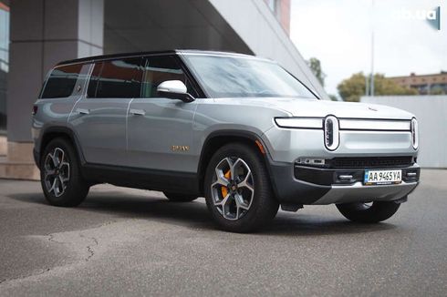 Rivian R1S 2023 - фото 27