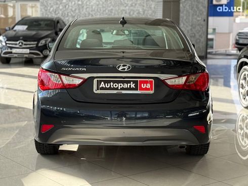 Hyundai Sonata 2014 черный - фото 6