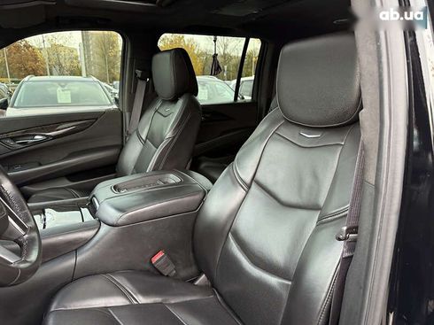 Cadillac Escalade 2015 - фото 21
