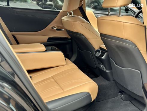 Lexus ES 2022 черный - фото 17