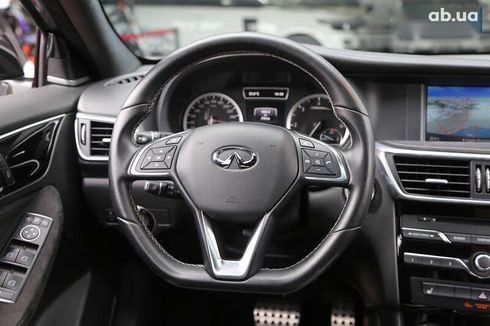 Infiniti Q30 2016 - фото 16