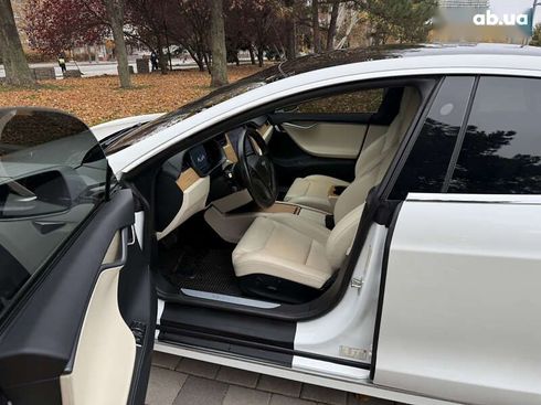 Tesla Model S 2019 - фото 23