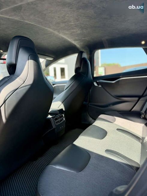 Tesla Model S 2017 - фото 22