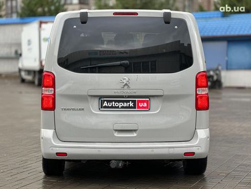 Peugeot Traveller 2017 серый - фото 6