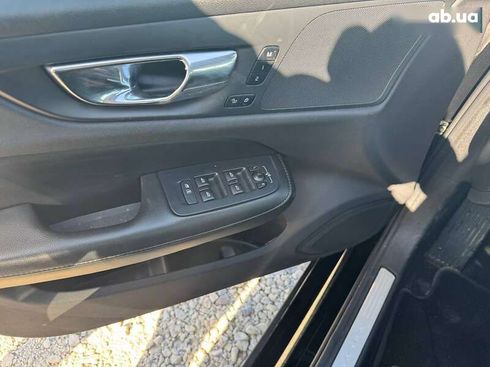 Volvo S60 2021 - фото 12