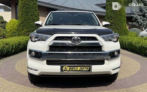 Toyota 4Runner 2017 - фото 2