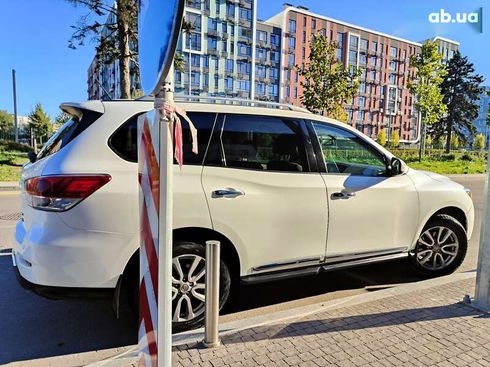 Nissan Pathfinder 2015 - фото 24