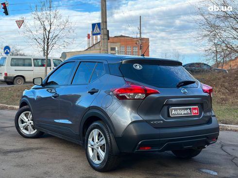 Nissan Kicks 2018 серый - фото 9