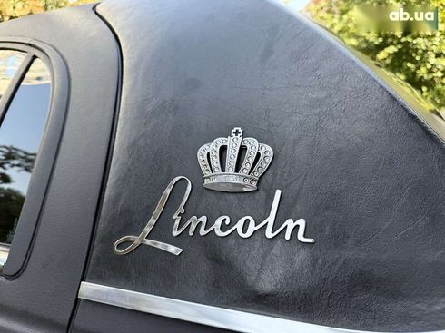 Lincoln Town Car 2003 - фото 21