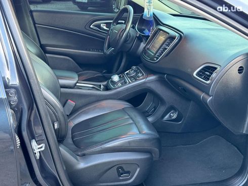 Chrysler 200 2016 серый - фото 25