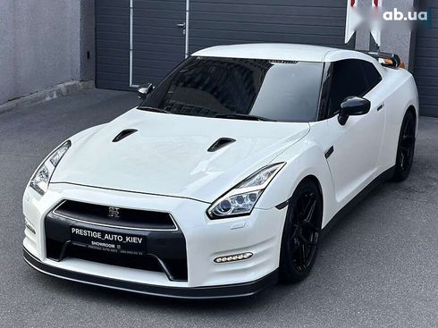 Nissan GT-R 2013 - фото 7