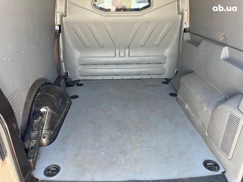 Volkswagen Transporter 2014 коричневый - фото 11