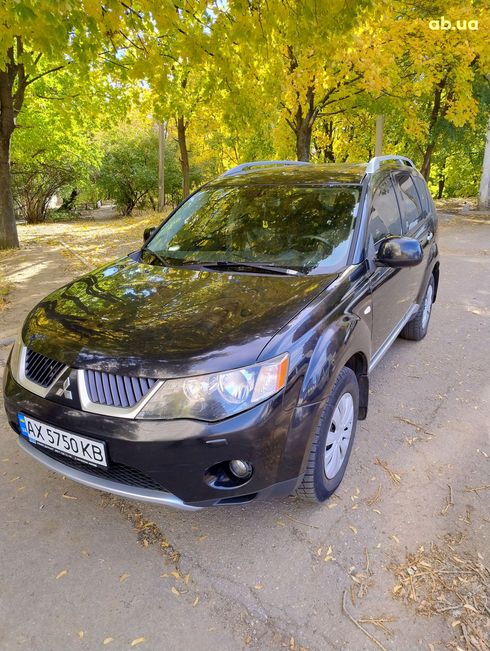 Mitsubishi Outlander XL 2008 черный - фото 9