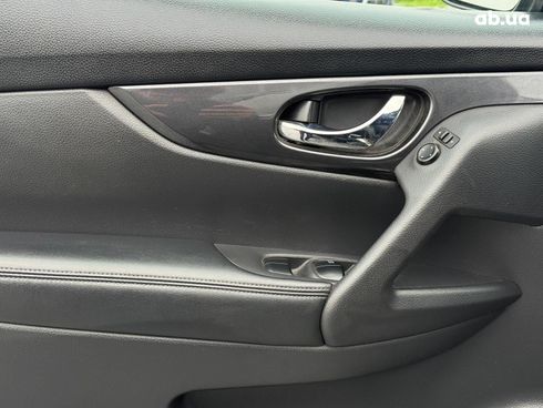 Nissan Rogue 2017 зеленый - фото 13