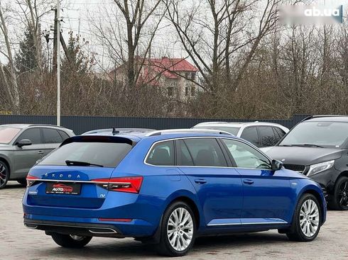 Skoda Superb 2020 - фото 4