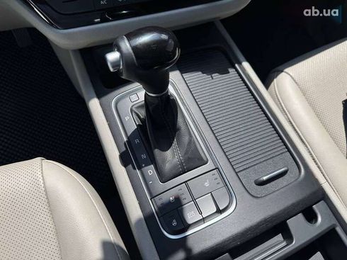 Kia Carnival 2014 - фото 17