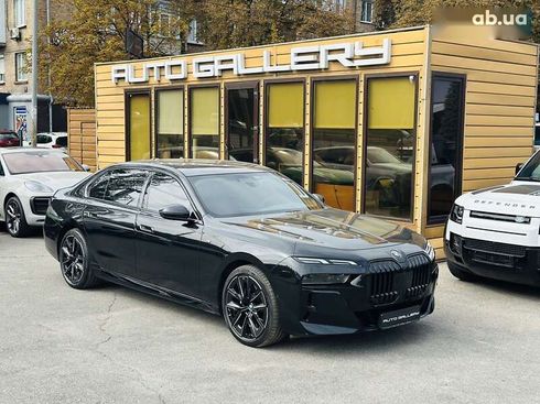 BMW 7 серия 2023 - фото 7